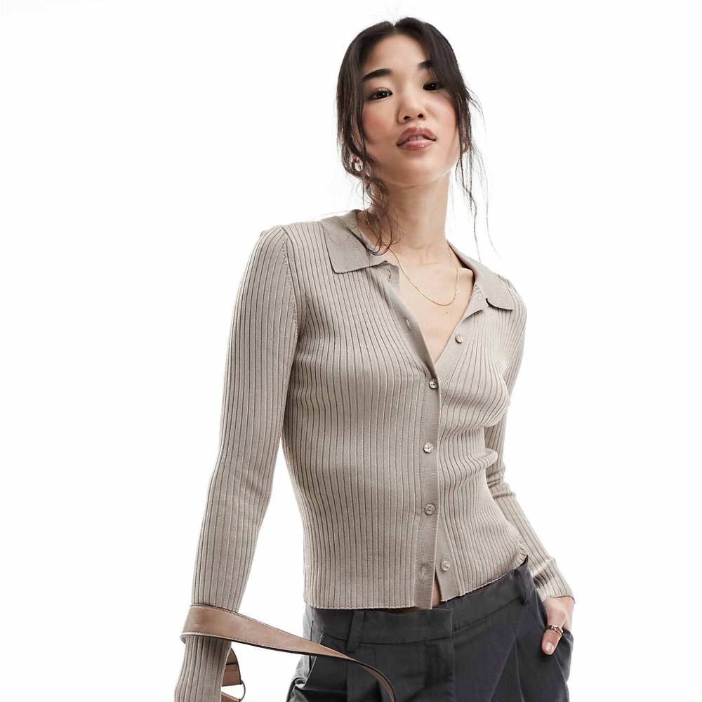Abercrombie & Fitch Beige Ribbed Cardigan